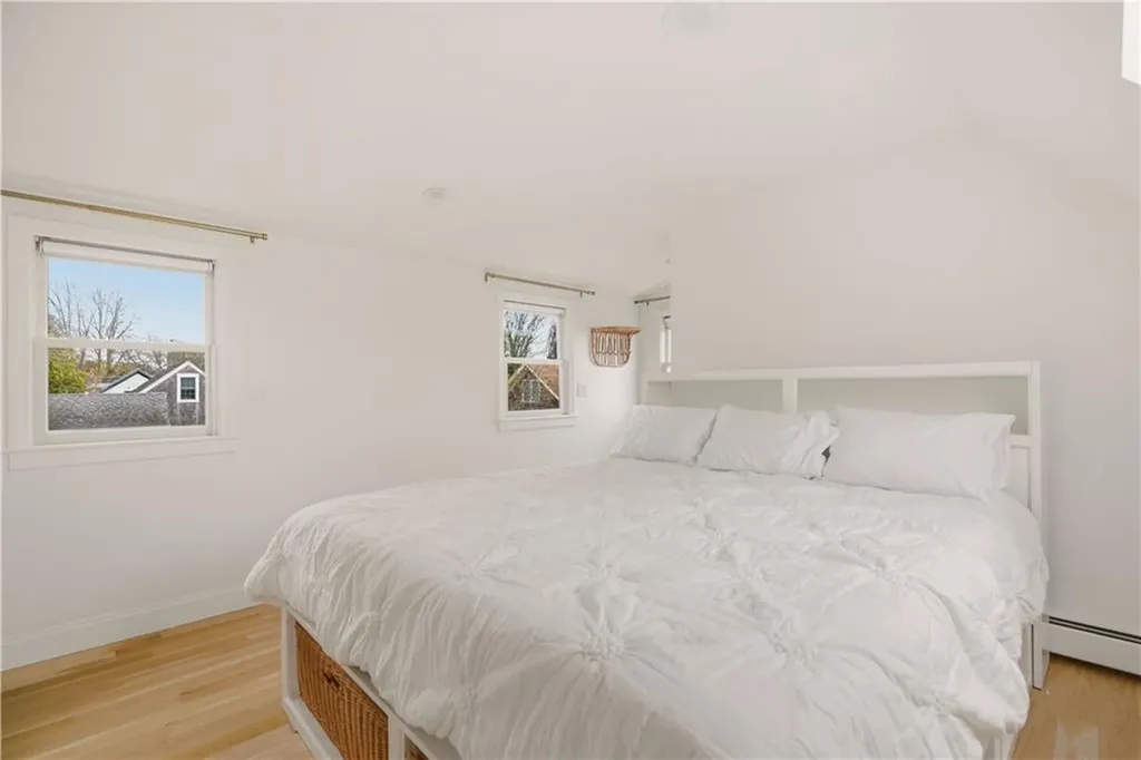 51 Callender Avenue Newport RI 02840