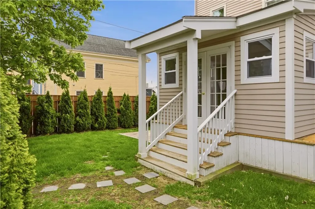 51 Callender Avenue Newport RI 02840