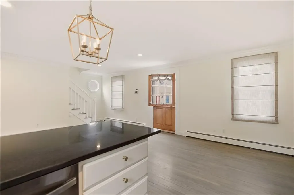 51 Callender Avenue Newport RI 02840