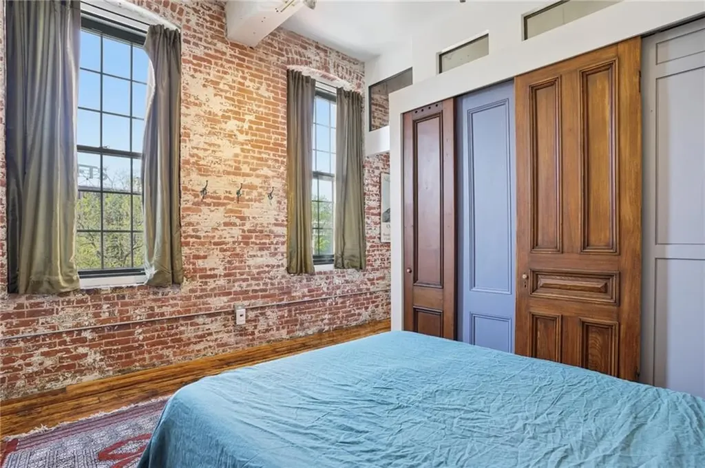 532 Kinsley Avenue Providence RI 02909