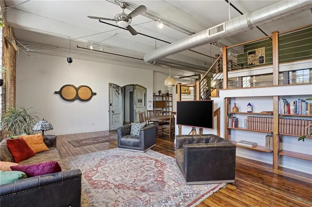 532 Kinsley Avenue Providence RI 02909