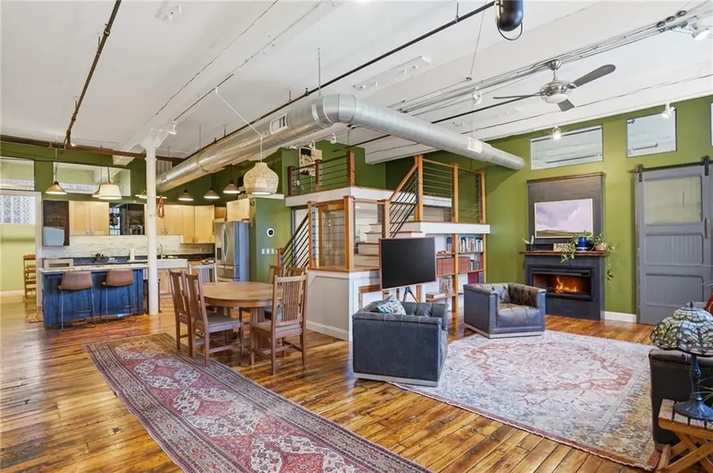 532 Kinsley Avenue Providence RI 02909