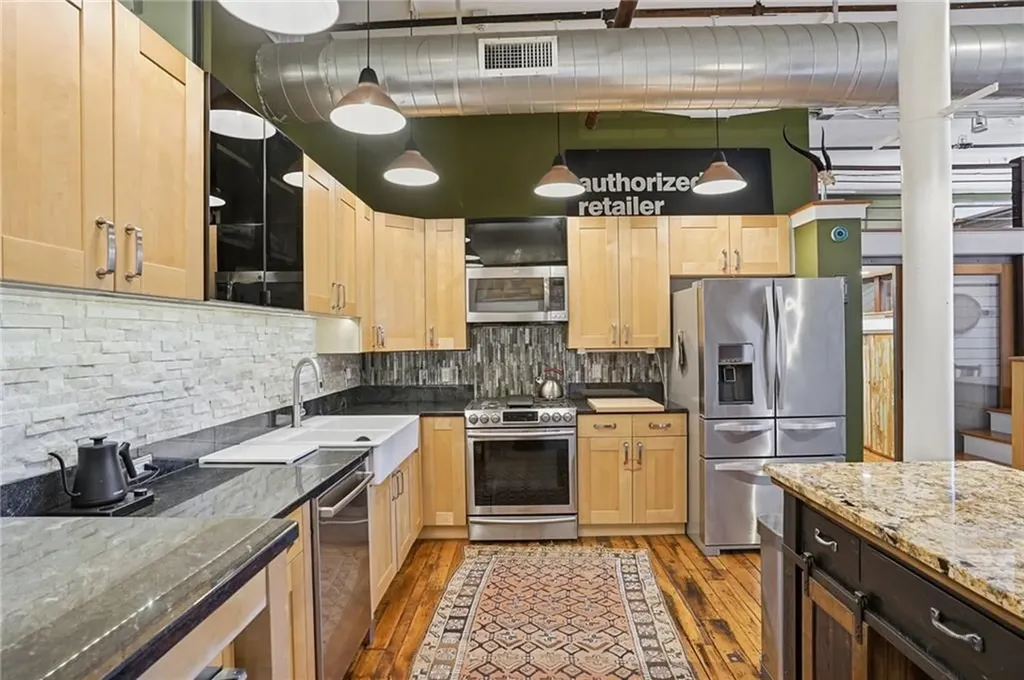 532 Kinsley Avenue Providence RI 02909