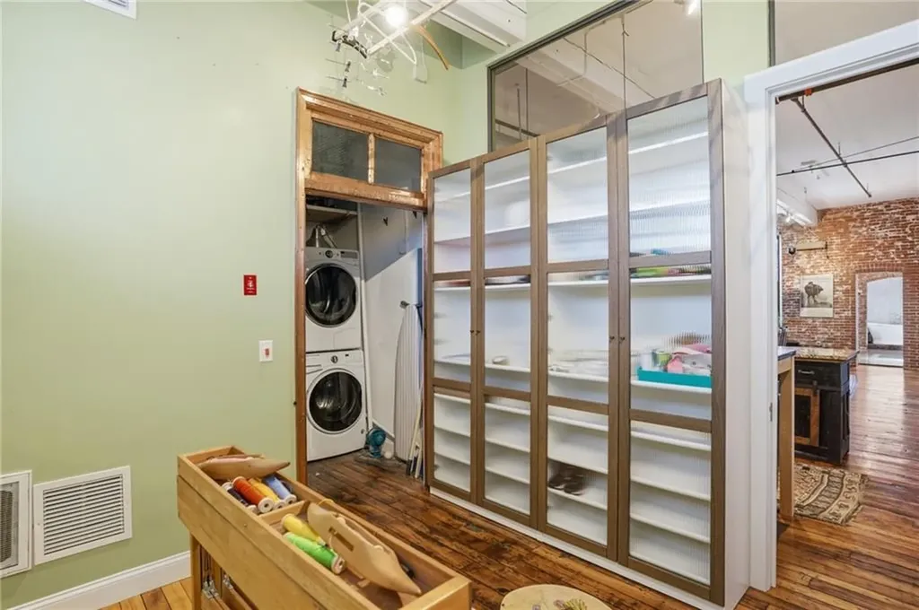 532 Kinsley Avenue Providence RI 02909