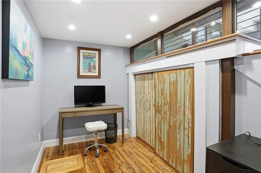 532 Kinsley Avenue Providence RI 02909