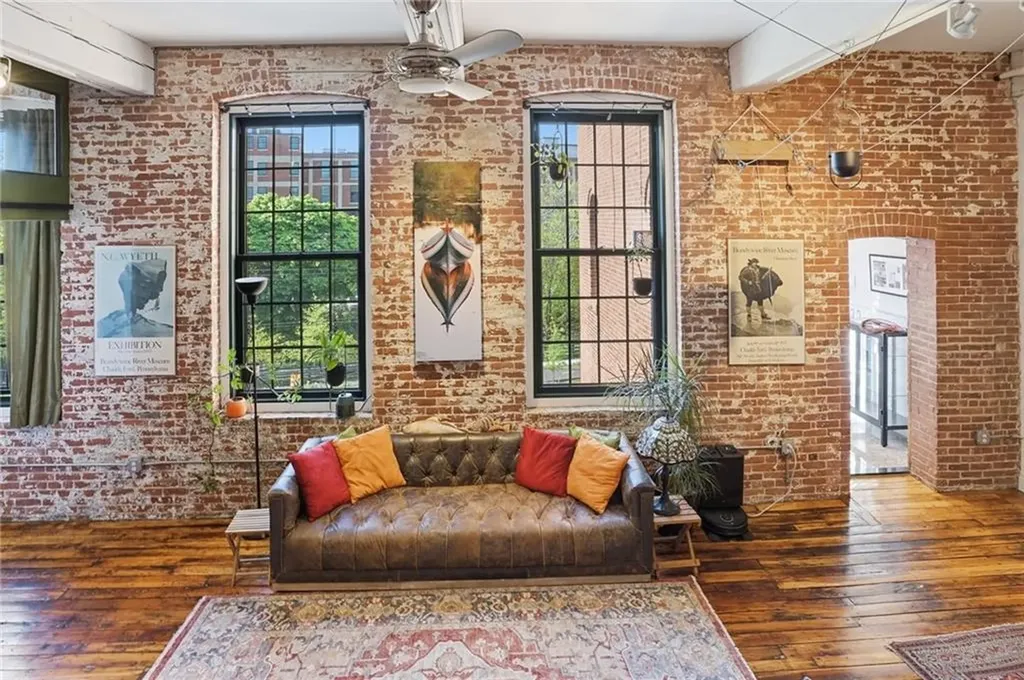 532 Kinsley Avenue Providence RI 02909