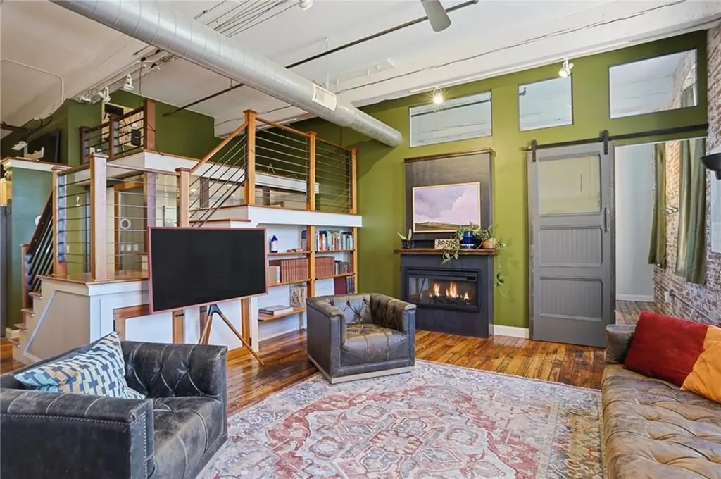 532 Kinsley Avenue Providence RI 02909