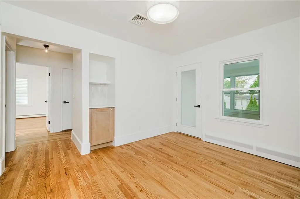 25 Pensaukee Avenue North Providence RI 02911