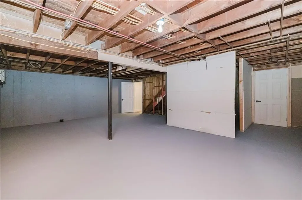 25 Pensaukee Avenue North Providence RI 02911