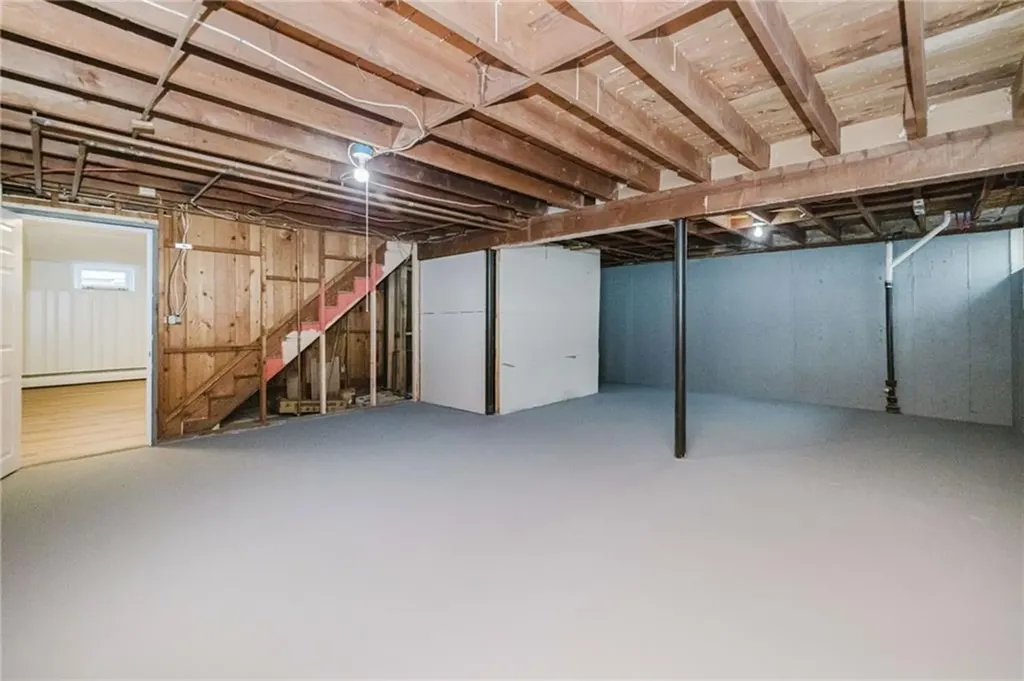 25 Pensaukee Avenue North Providence RI 02911