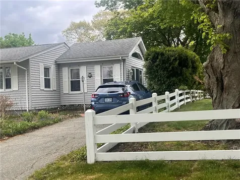 12 Willow Tree Road Tiverton RI 02878