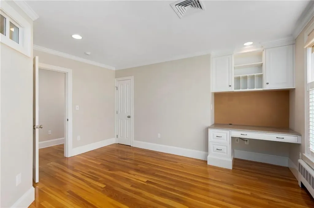 29 Riverside Drive Barrington RI 02806