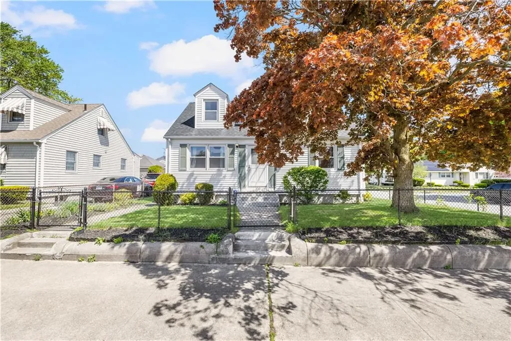 106 Martin Street Pawtucket RI 02861