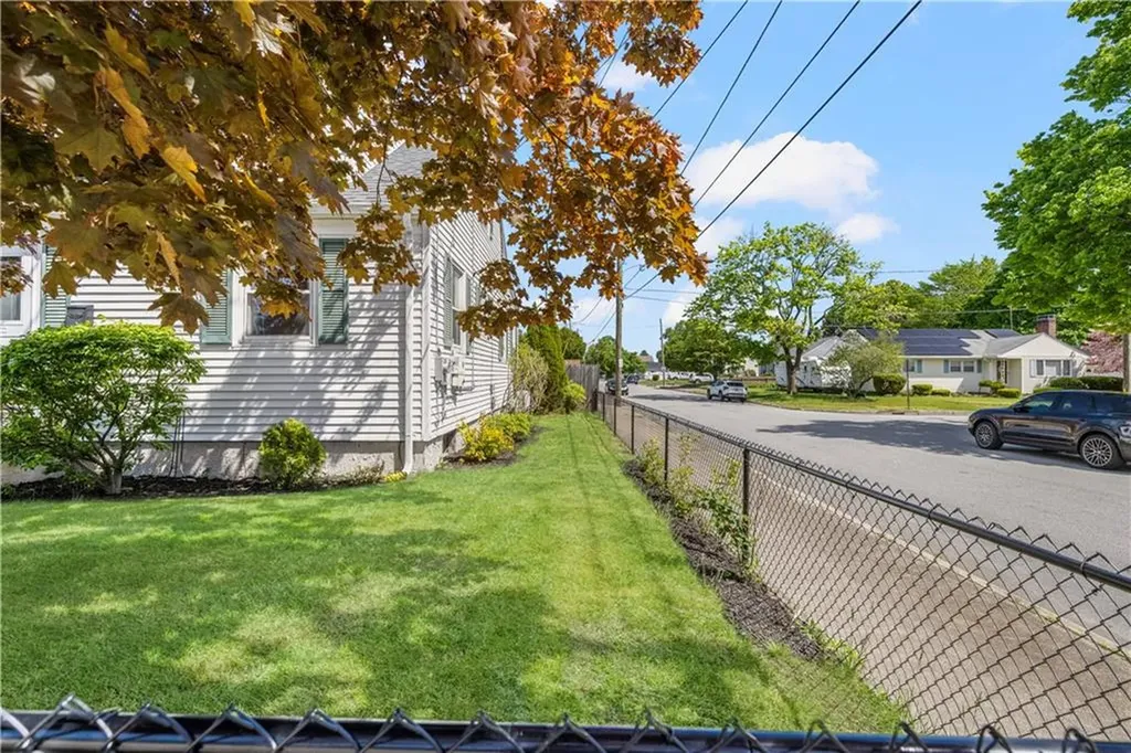 106 Martin Street Pawtucket RI 02861
