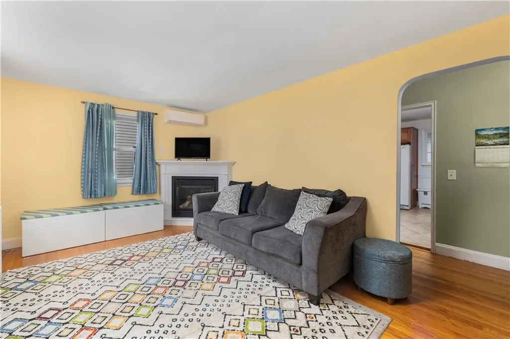 106 Martin Street Pawtucket RI 02861