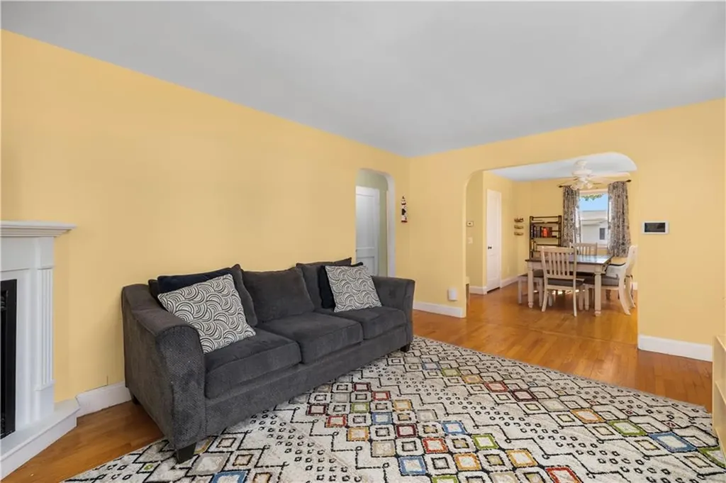 106 Martin Street Pawtucket RI 02861