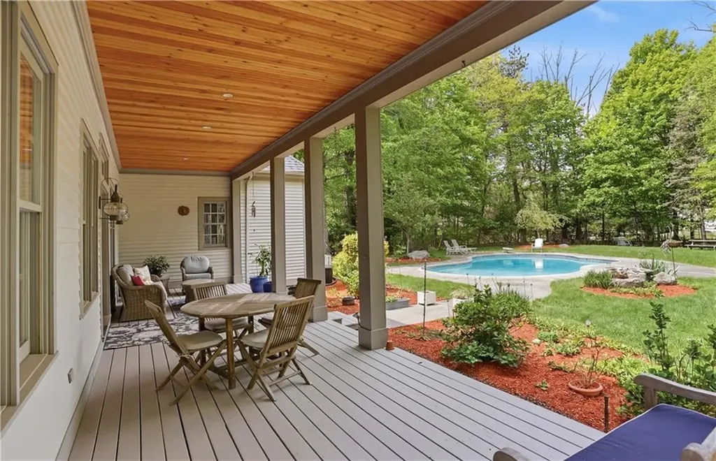 3 Cedar Rock Meadow East Greenwich RI 02818