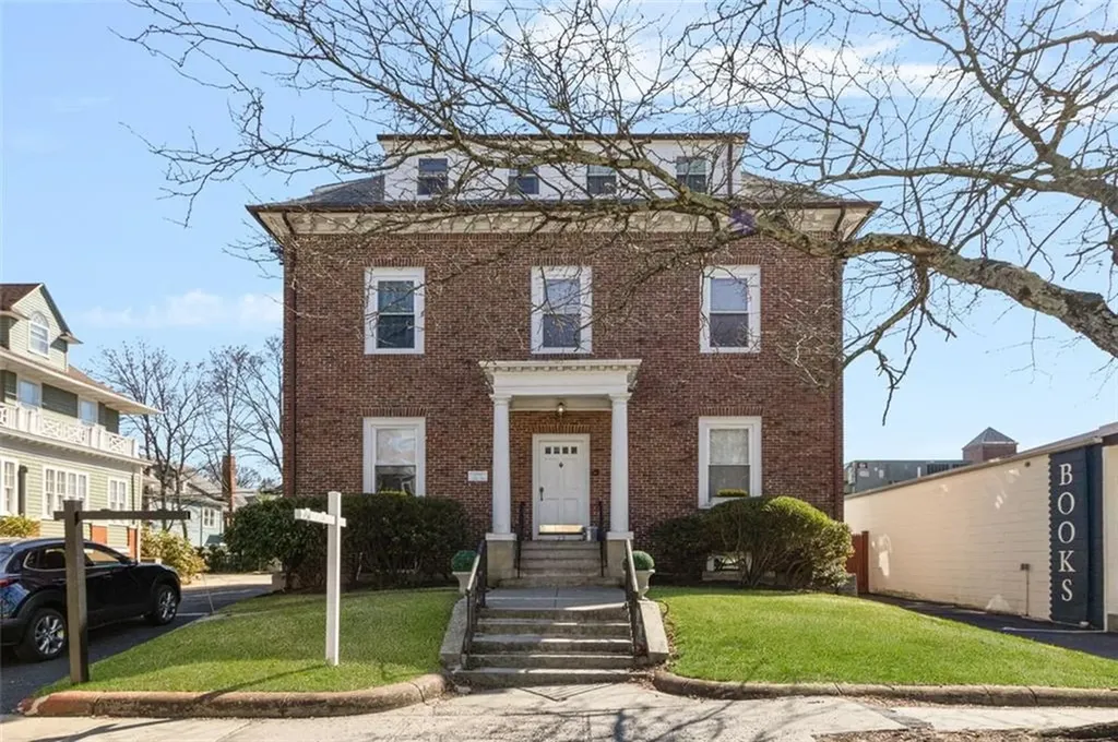 23 South Angell Street Providence RI 02906
