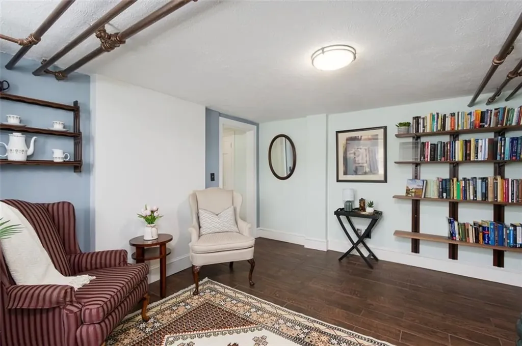 23 South Angell Street Providence RI 02906