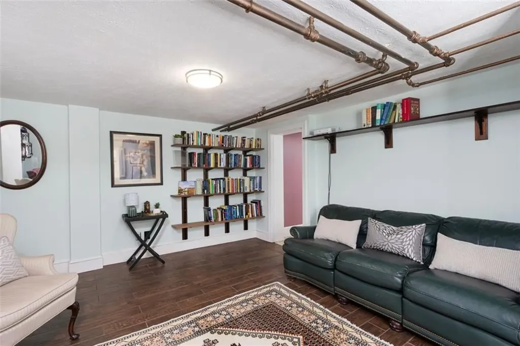 23 South Angell Street Providence RI 02906