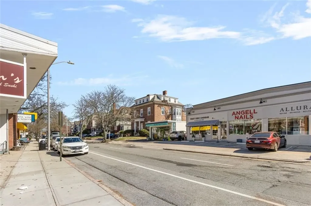 23 South Angell Street Providence RI 02906