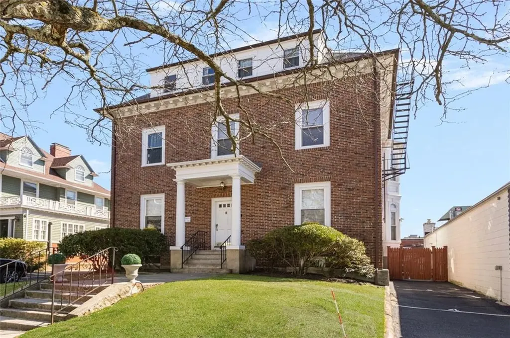 23 South Angell Street Providence RI 02906