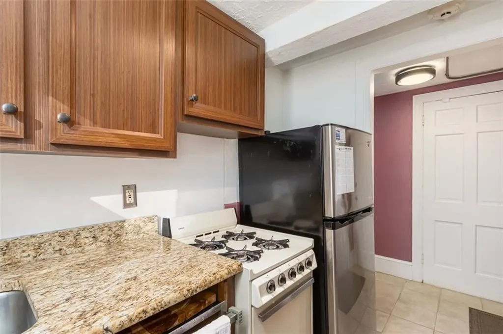 23 South Angell Street Providence RI 02906