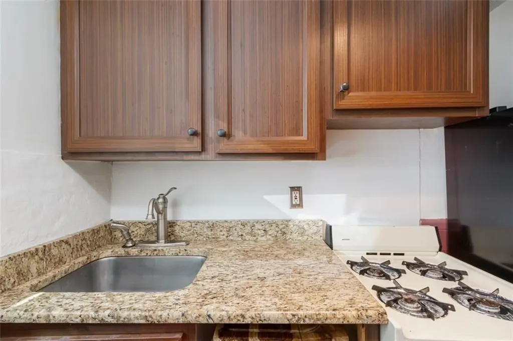 23 South Angell Street Providence RI 02906
