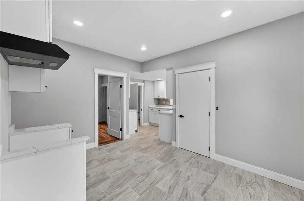 31 Bowdoin Street Providence RI 02909
