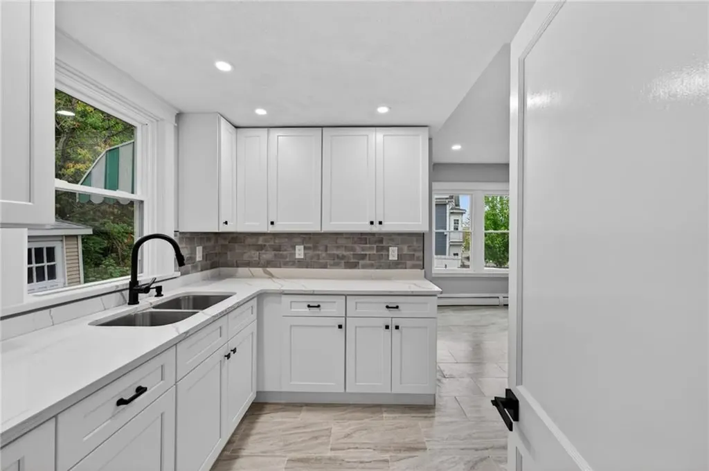 31 Bowdoin Street Providence RI 02909