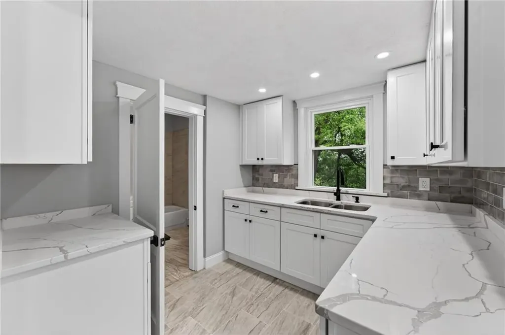 31 Bowdoin Street Providence RI 02909