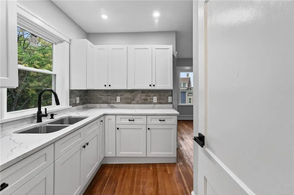 31 Bowdoin Street Providence RI 02909