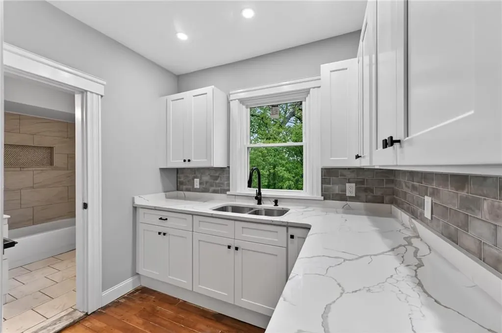 31 Bowdoin Street Providence RI 02909