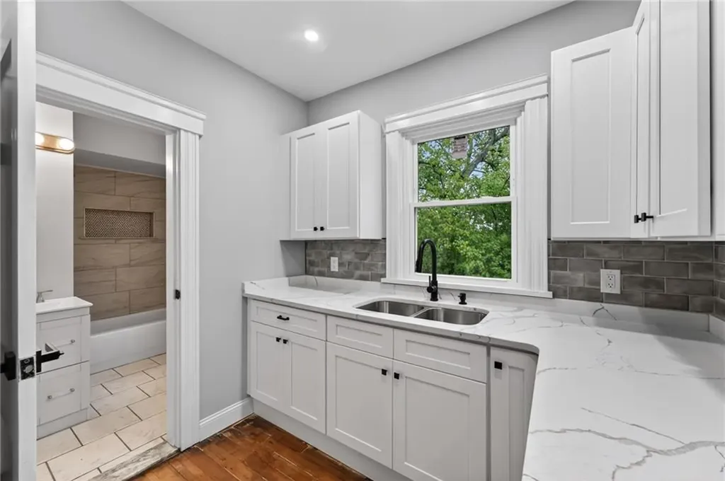 31 Bowdoin Street Providence RI 02909