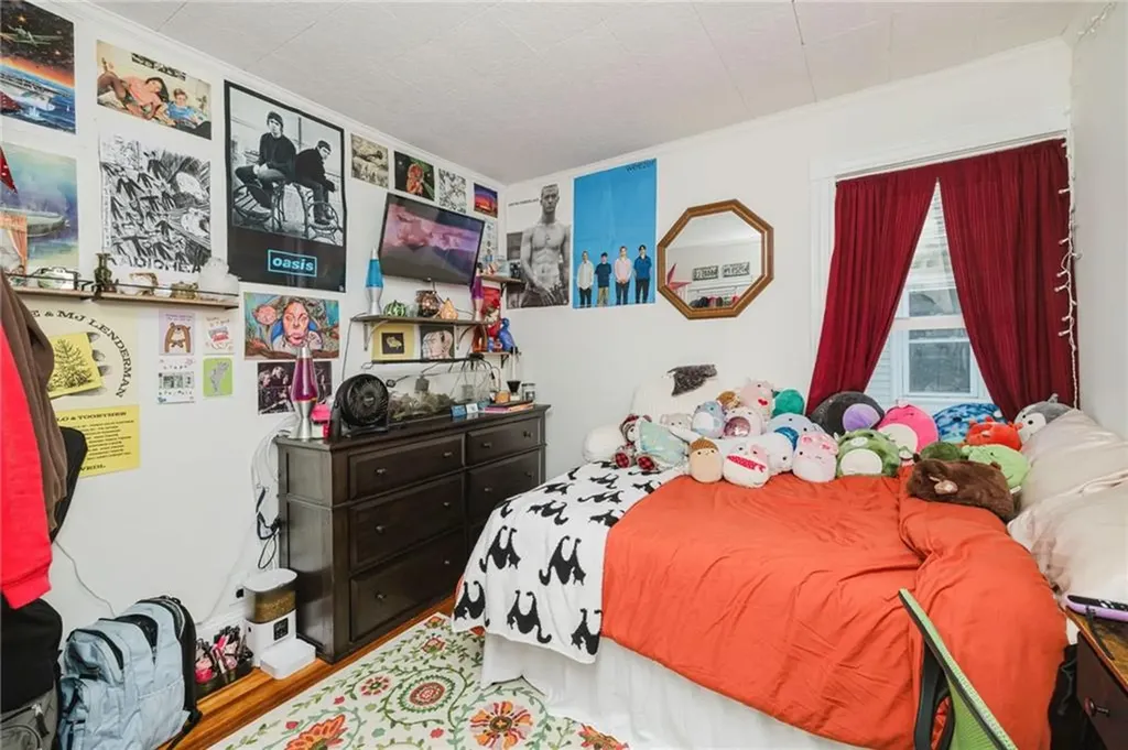 60 Centre Street East Providence RI 02916