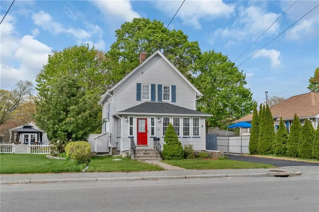 325 Church Avenue Warwick RI 02889