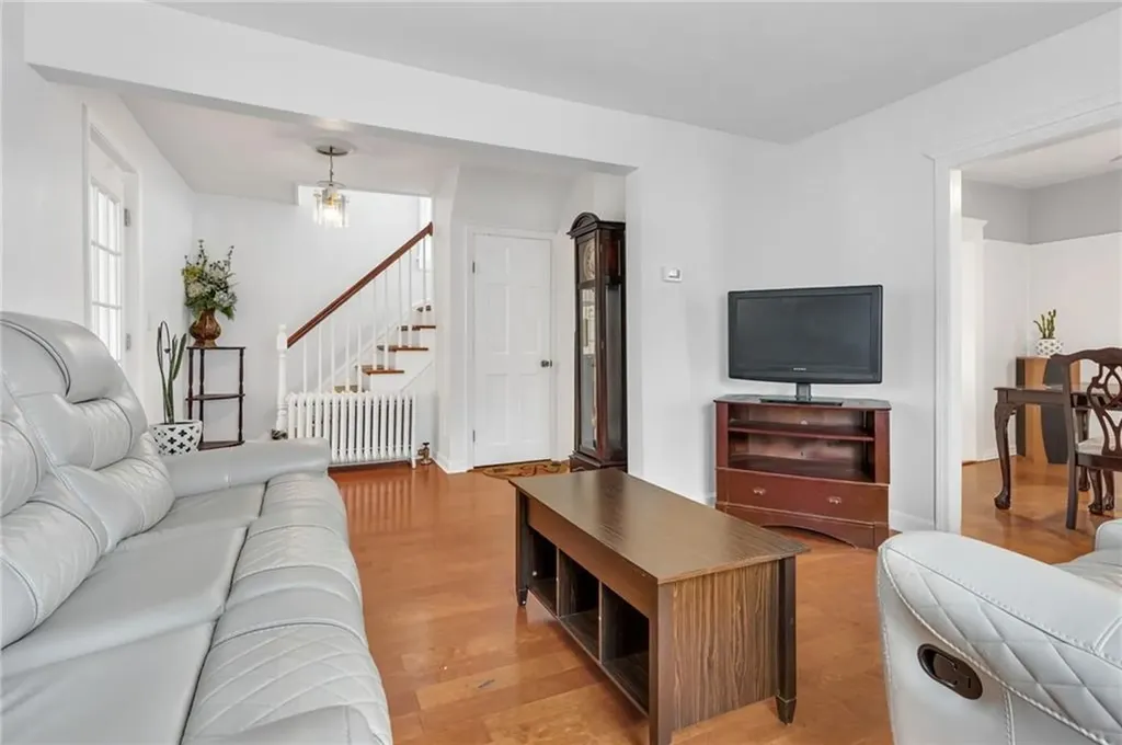 325 Church Avenue Warwick RI 02889