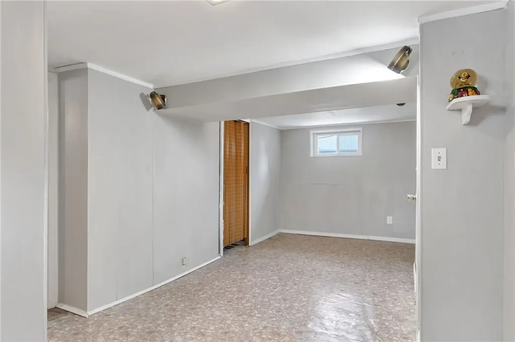 325 Church Avenue Warwick RI 02889