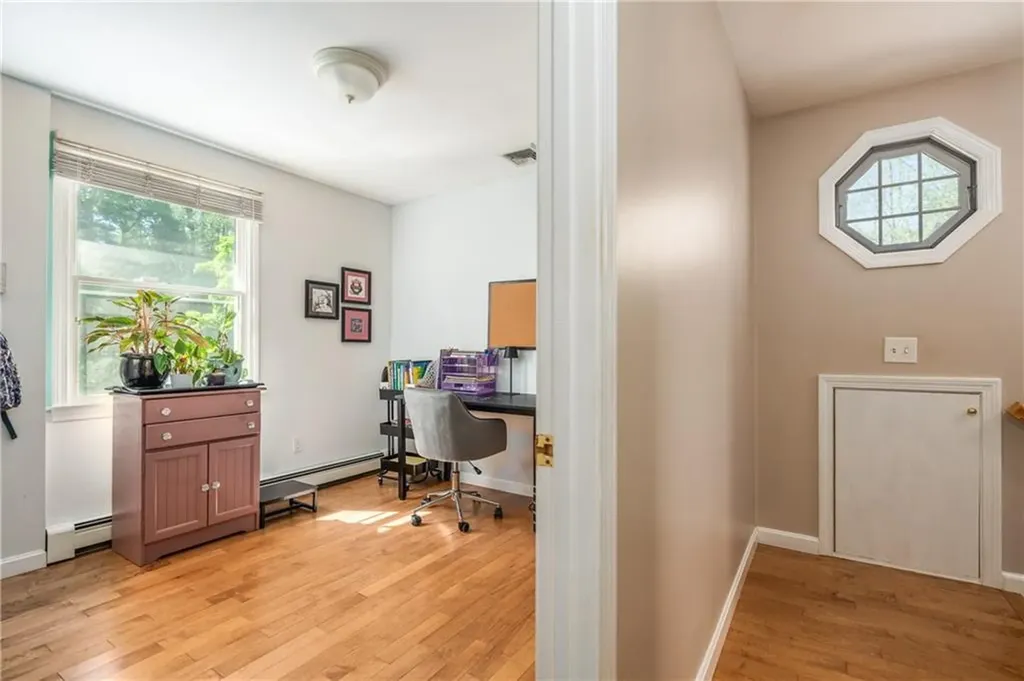 33 Wilbur Road Lincoln RI 02865