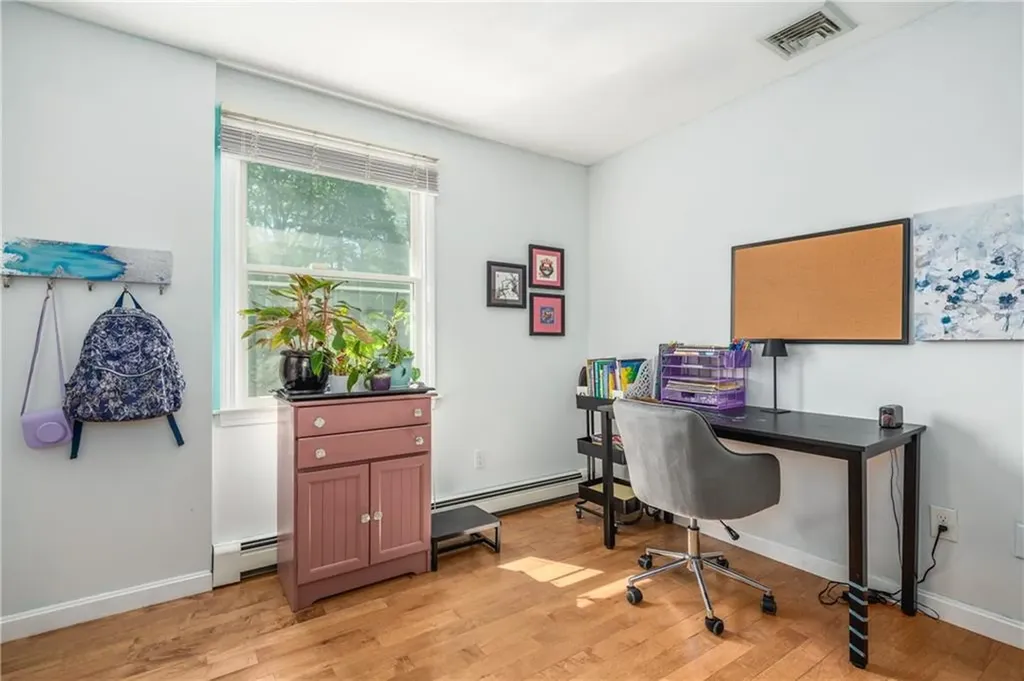 33 Wilbur Road Lincoln RI 02865