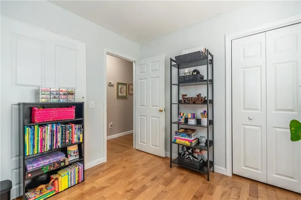 33 Wilbur Road Lincoln RI 02865