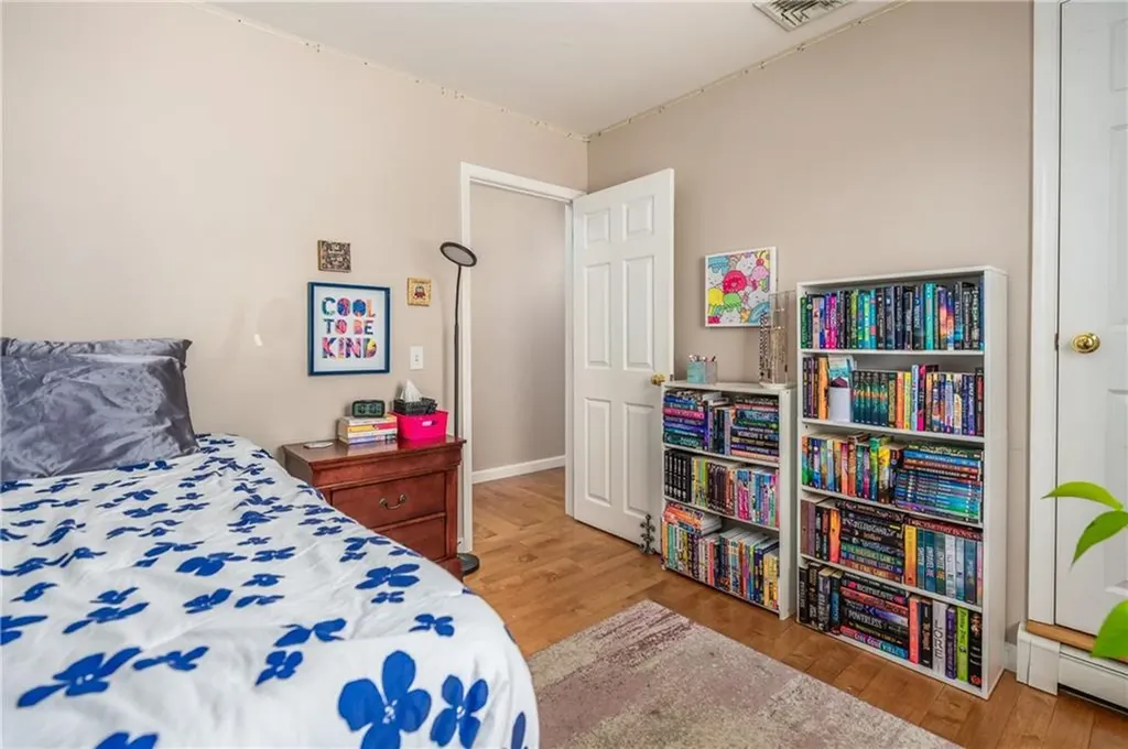 33 Wilbur Road Lincoln RI 02865