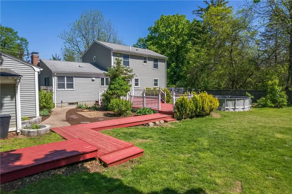 33 Wilbur Road Lincoln RI 02865