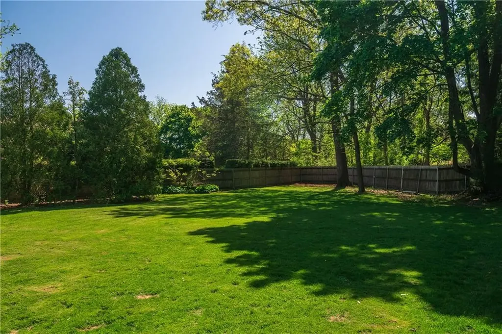 33 Wilbur Road Lincoln RI 02865