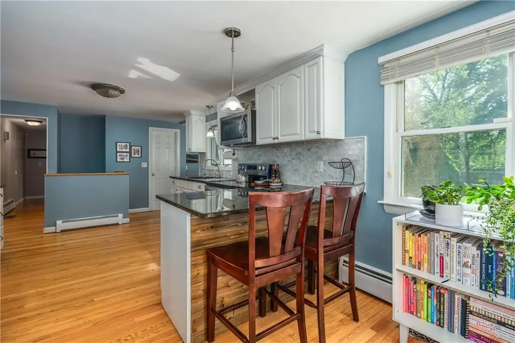 33 Wilbur Road Lincoln RI 02865
