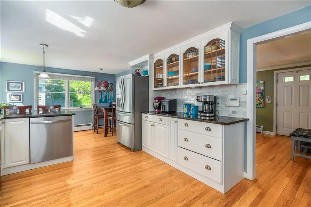 33 Wilbur Road Lincoln RI 02865