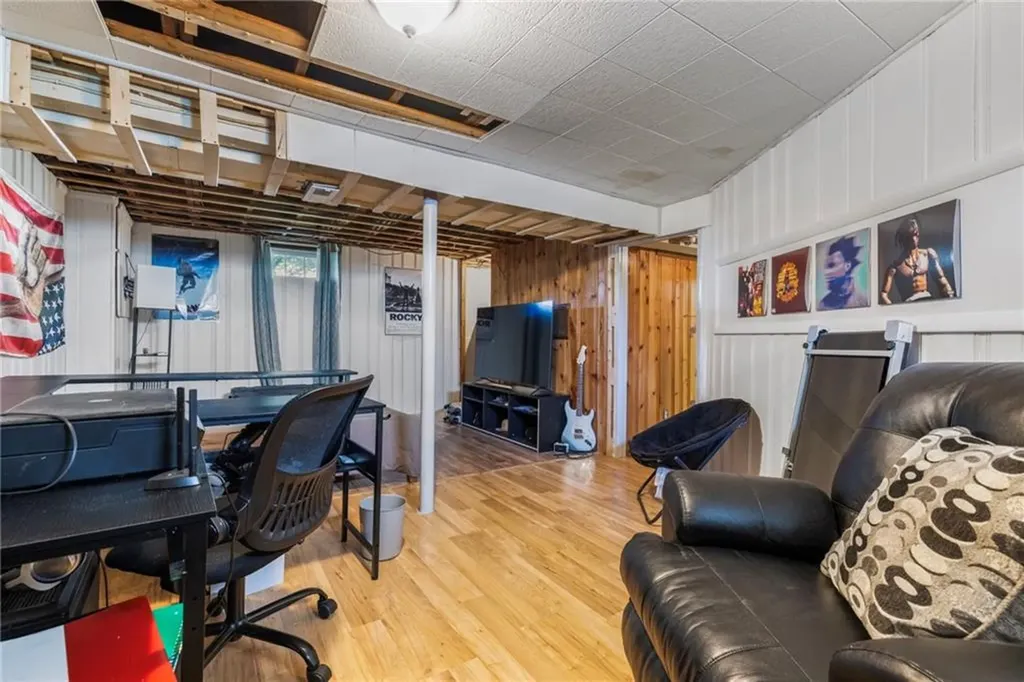 68 Maryland Avenue Warwick RI 02888