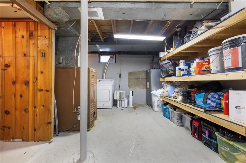 68 Maryland Avenue Warwick RI 02888