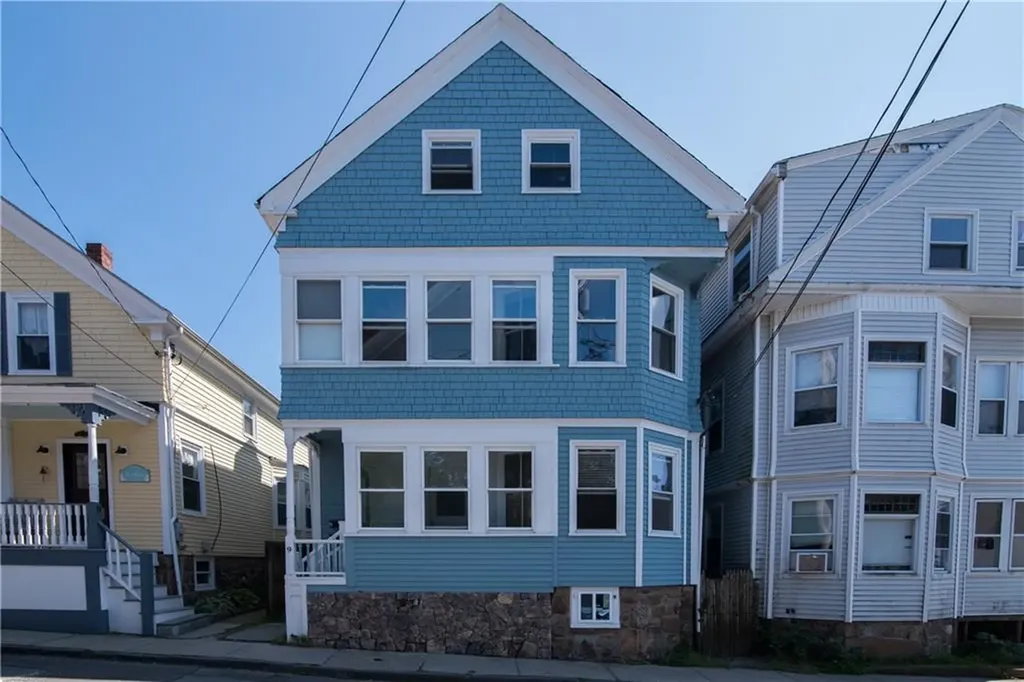 9 Ann Street Newport RI 02840
