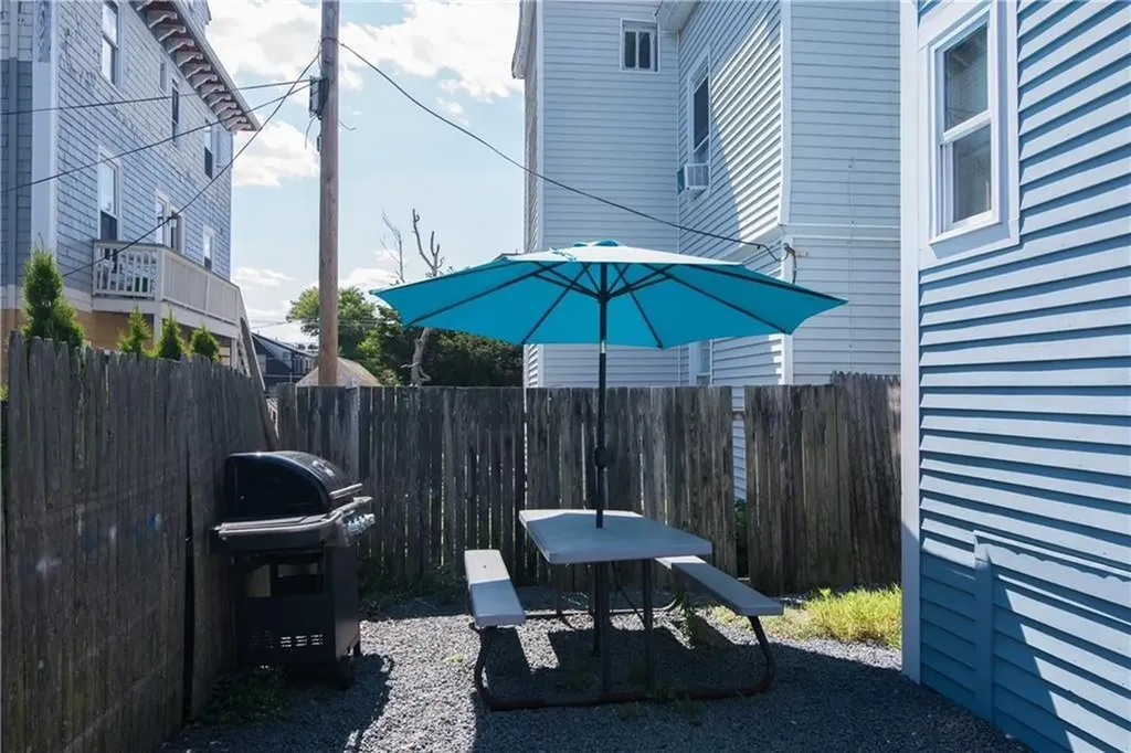 9 Ann Street Newport RI 02840